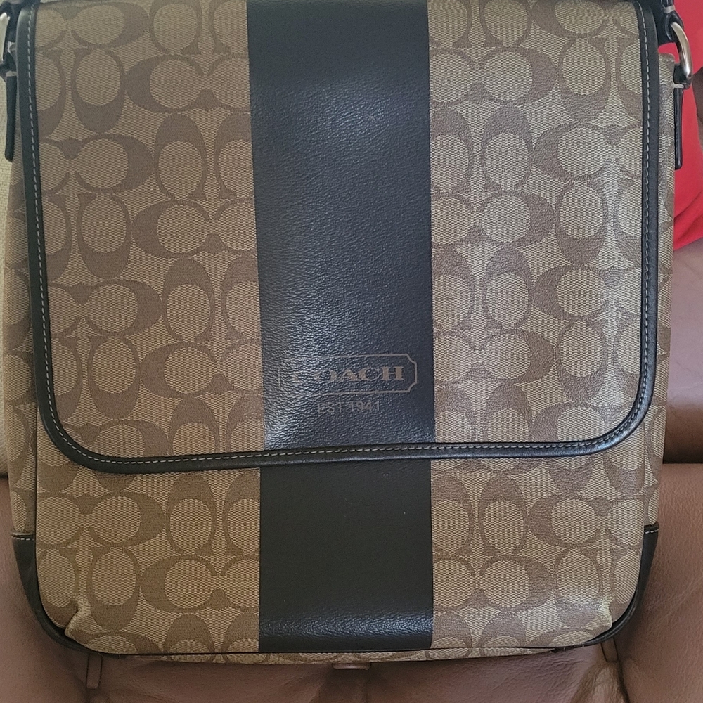 Authentic Coach Heritage Stripe Map Bag